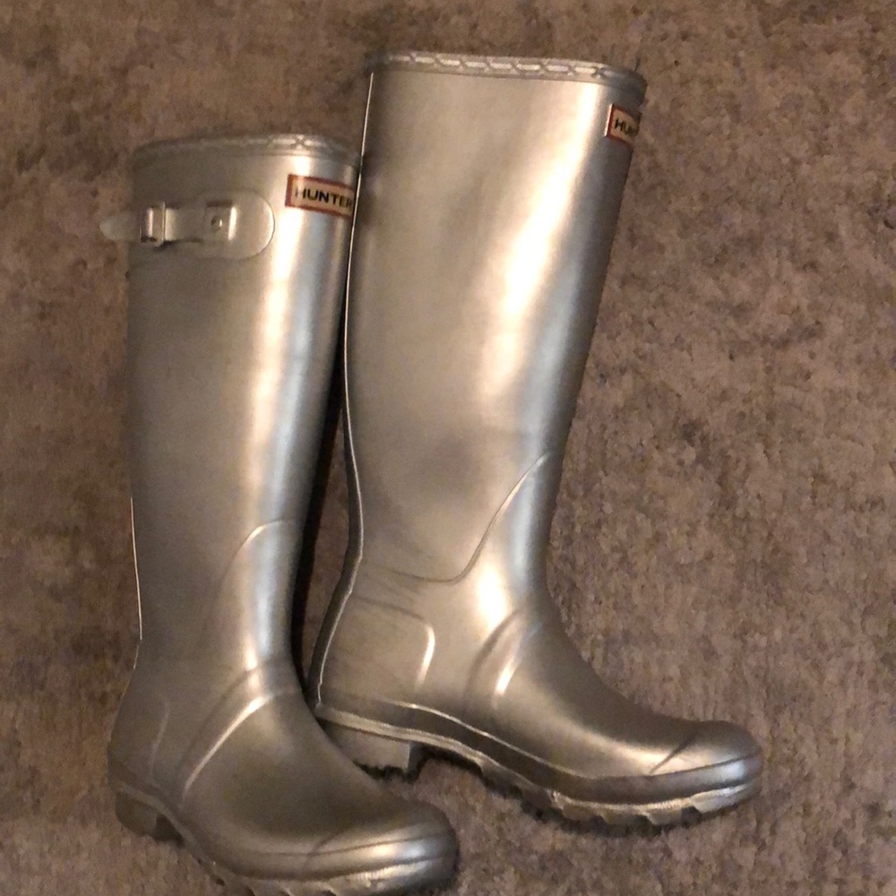 Rare Silver Hunter Boots